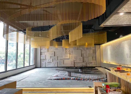 Cortina de tela de malha de metal de 1,0 mm em restaurantes, cafés e lojas de varejo