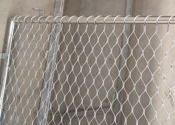O quadro de aço inoxidável não de oxidação X tende o fio de Mesh For Fence 2.0Mm do cabo