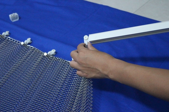 Pintura de Alumínio Pendurado Metal Bobina Cortina / Cortina Produto 1,5mm