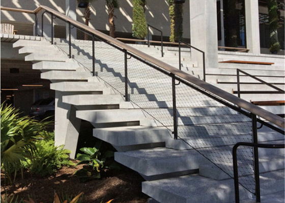 Malha de aço inoxidável 1.5mm da corda da escadaria flexível da balaustrada